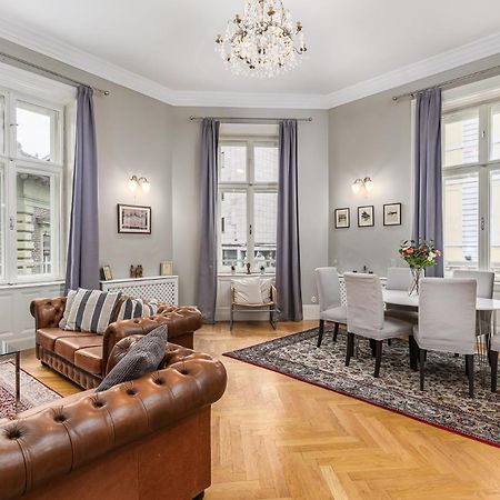 Spacious Victorian Residence By Grand Boulevard Budapest Eksteriør billede