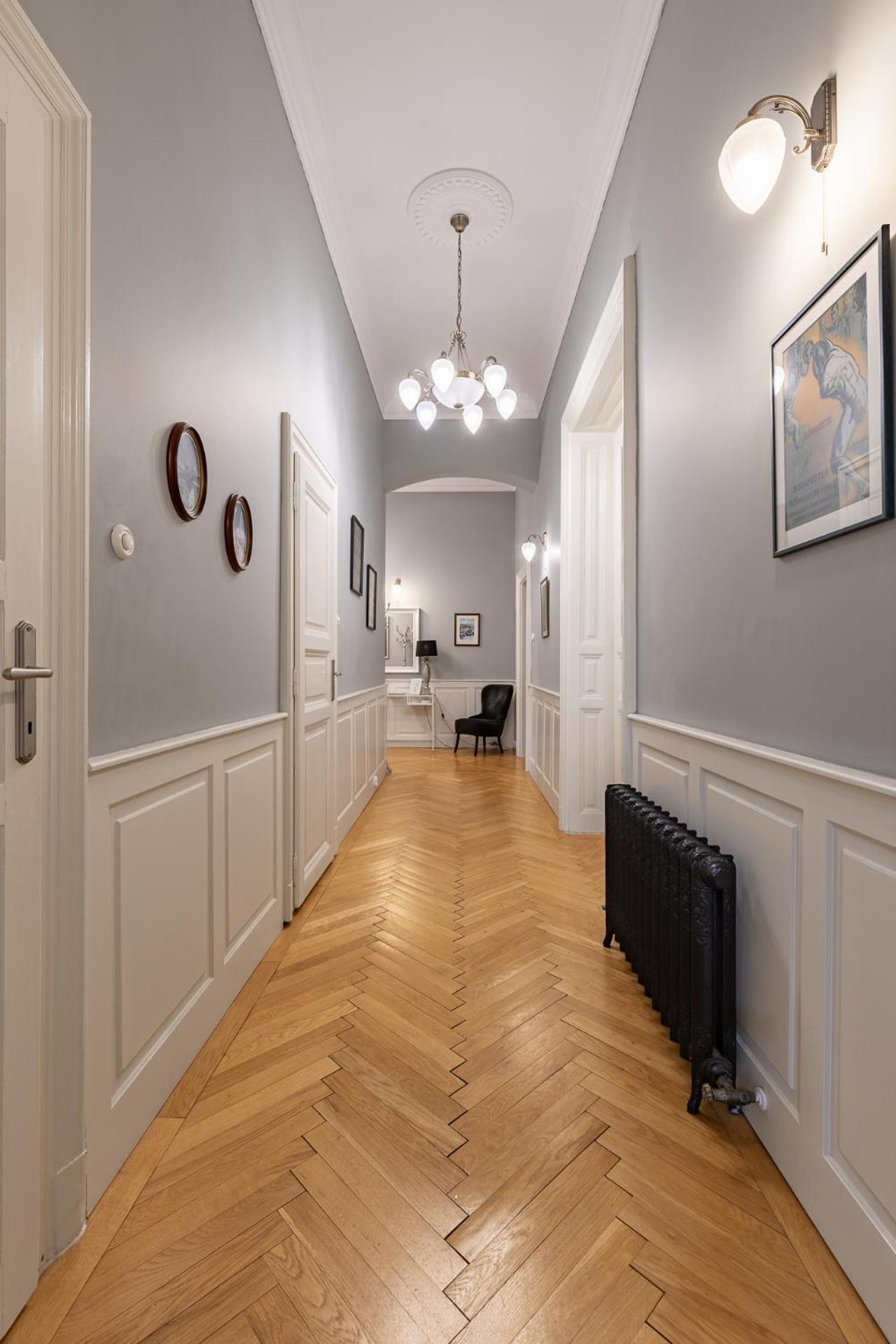 Spacious Victorian Residence By Grand Boulevard Budapest Eksteriør billede